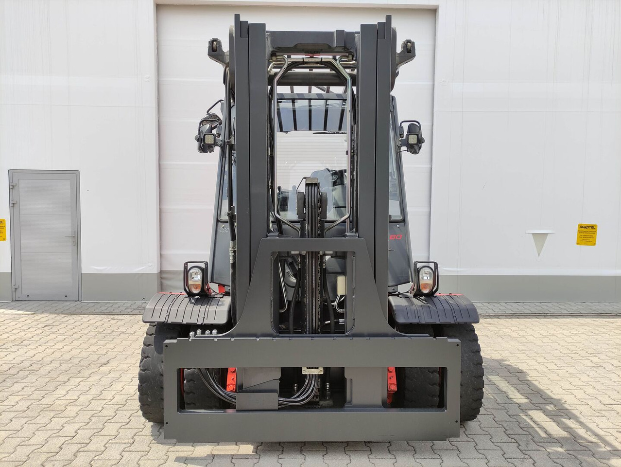 Linde H80D-03/1100-396 EVO (LACK, UVV & KDD NEU) - Dīzeļiekrāvējs: foto 3 Linde H80D-03/1100-396 EVO (LACK, UVV & KDD NEU) - Dīzeļiekrāvējs: foto 3