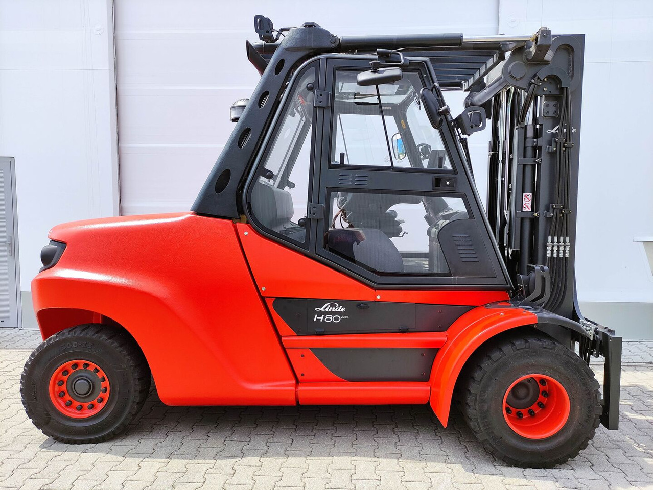 Linde H80D-03/1100-396 EVO (LACK, UVV & KDD NEU) - Dīzeļiekrāvējs: foto 2 Linde H80D-03/1100-396 EVO (LACK, UVV & KDD NEU) - Dīzeļiekrāvējs: foto 2