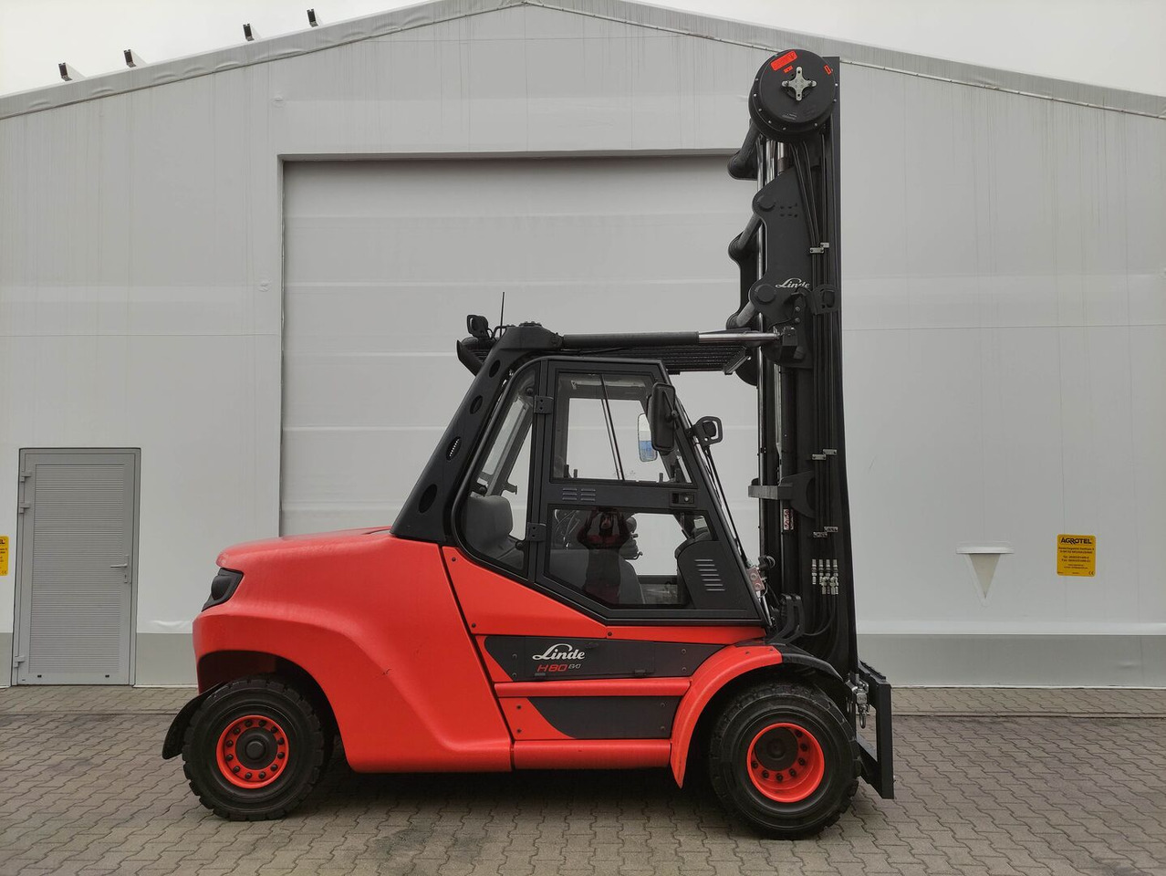 Linde H80D-03/1100-396 EVO - Dīzeļiekrāvējs: foto 2 Linde H80D-03/1100-396 EVO - Dīzeļiekrāvējs: foto 2