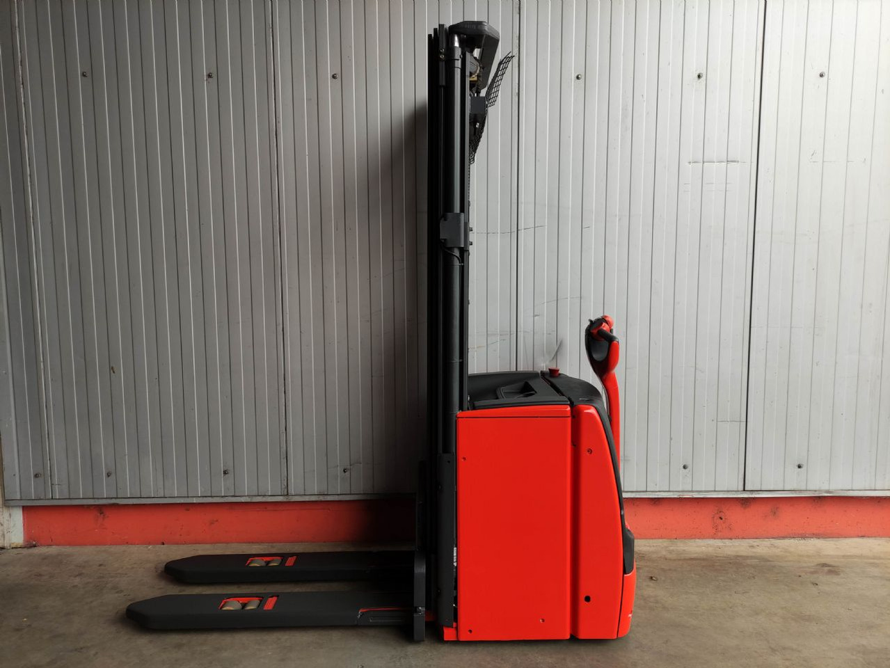 Linde L16-1173 - Krautņotājs: foto 1 Linde L16-1173 - Krautņotājs: foto 1