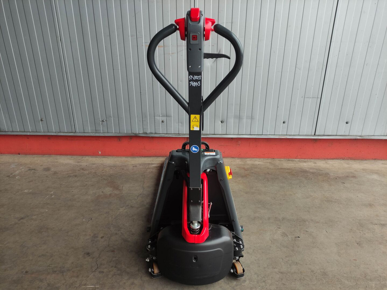 Linde MT15C - Rokas palešu ratiņi: foto 4 Linde MT15C - Rokas palešu ratiņi: foto 4