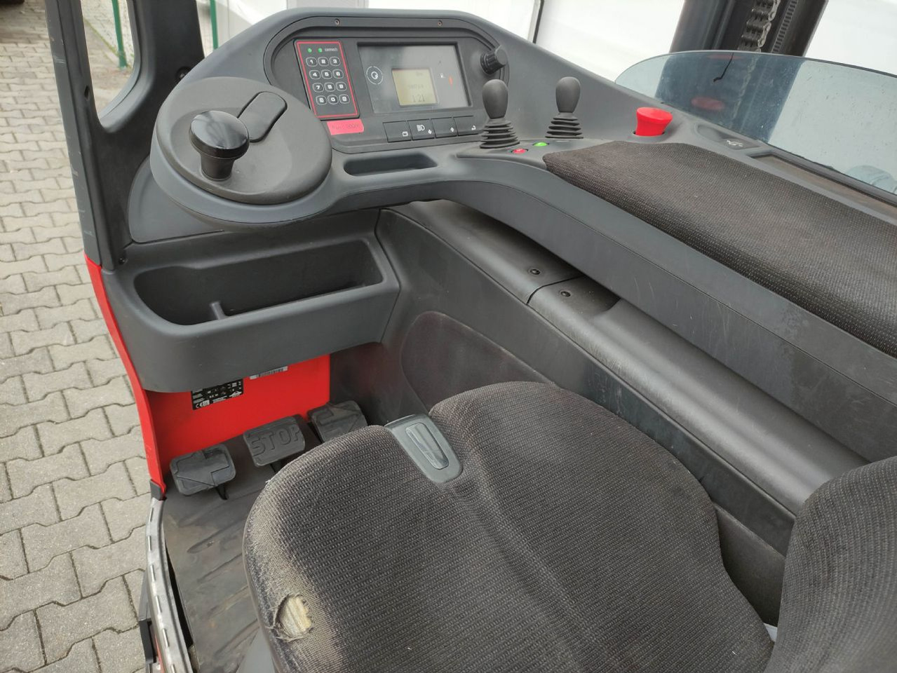 Linde R14G-01-1120 - Bīdmasta krautņotājs: foto 5 Linde R14G-01-1120 - Bīdmasta krautņotājs: foto 5