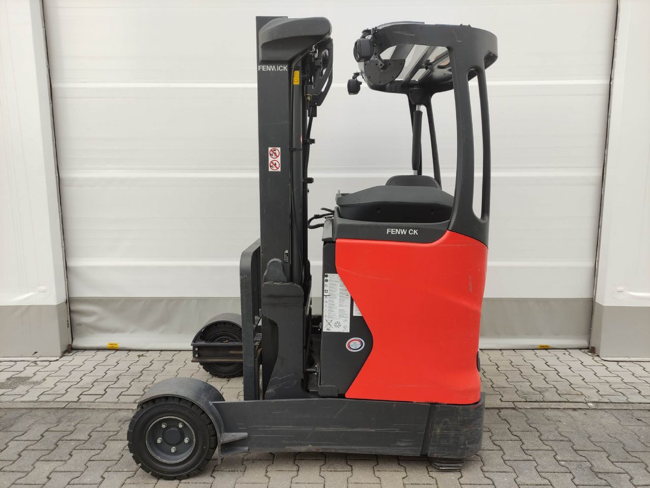 Linde R16G-01-1120 - Bīdmasta krautņotājs: foto 1 Linde R16G-01-1120 - Bīdmasta krautņotājs: foto 1