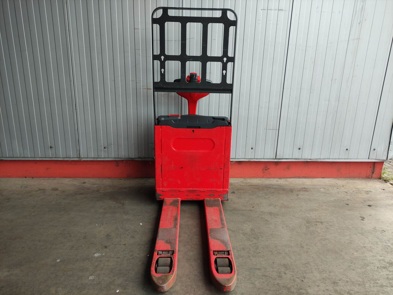 Linde T16-1152 - Rokas palešu ratiņi: foto 3 Linde T16-1152 - Rokas palešu ratiņi: foto 3