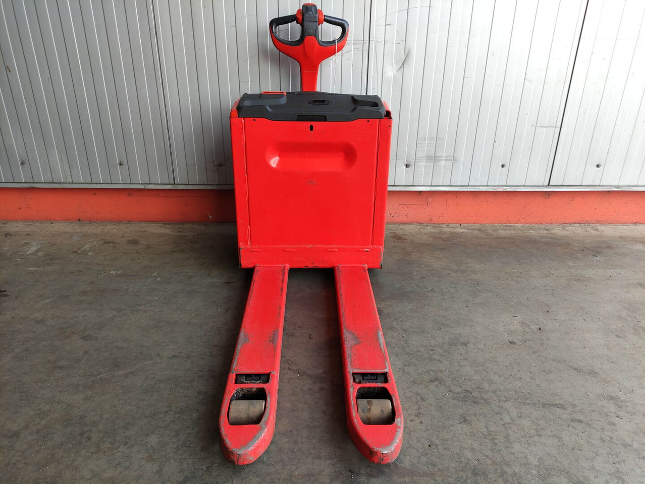 Linde T16-1152 - Rokas palešu ratiņi: foto 3 Linde T16-1152 - Rokas palešu ratiņi: foto 3
