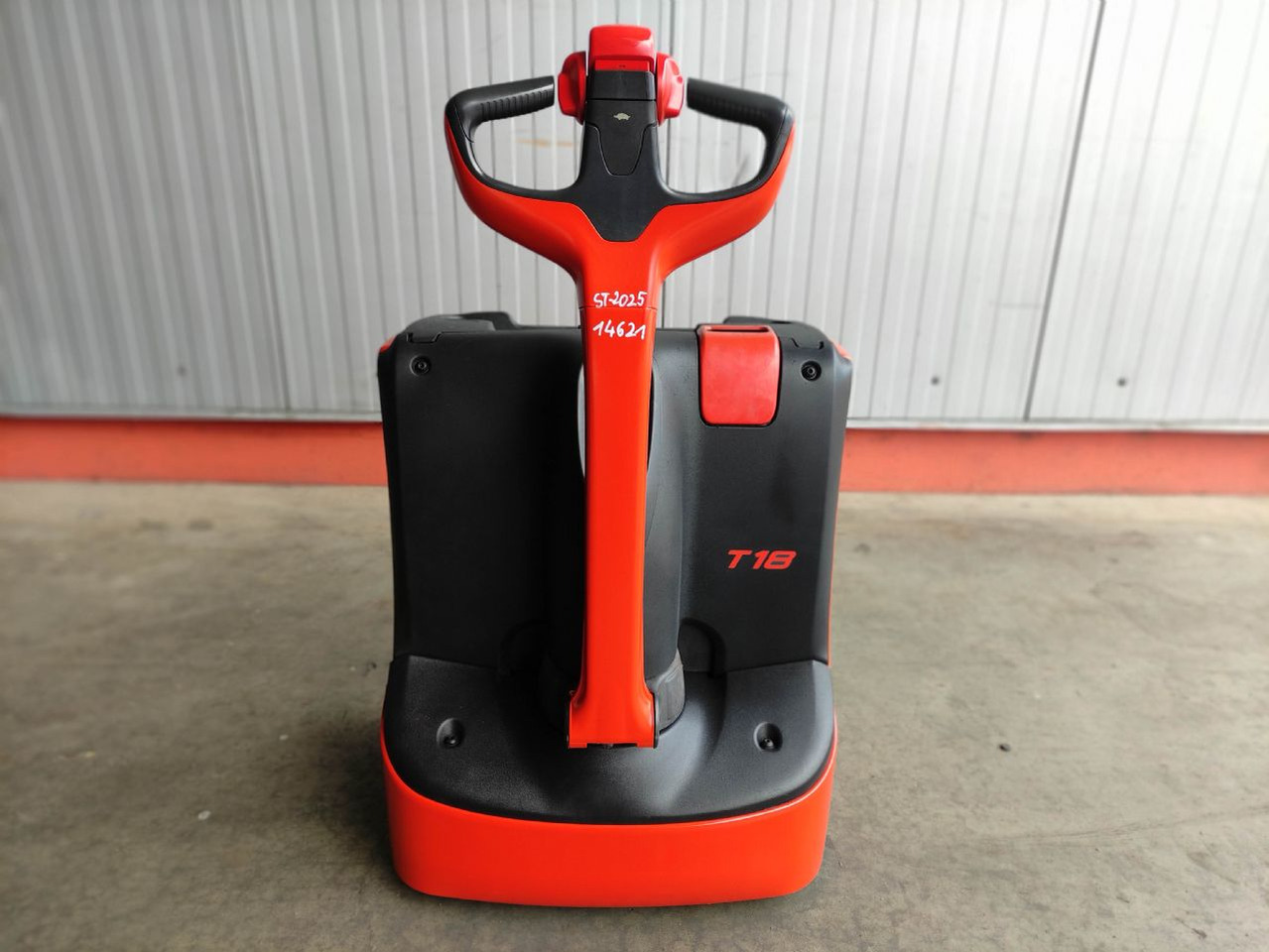 Linde T18-1152 (LACK NEU) - Rokas palešu ratiņi: foto 4 Linde T18-1152 (LACK NEU) - Rokas palešu ratiņi: foto 4