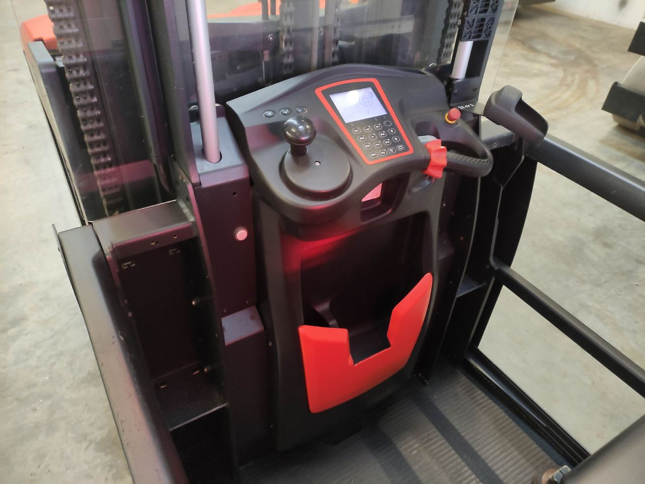 Linde V Modular - Komplektētājs: foto 5 Linde V Modular - Komplektētājs: foto 5