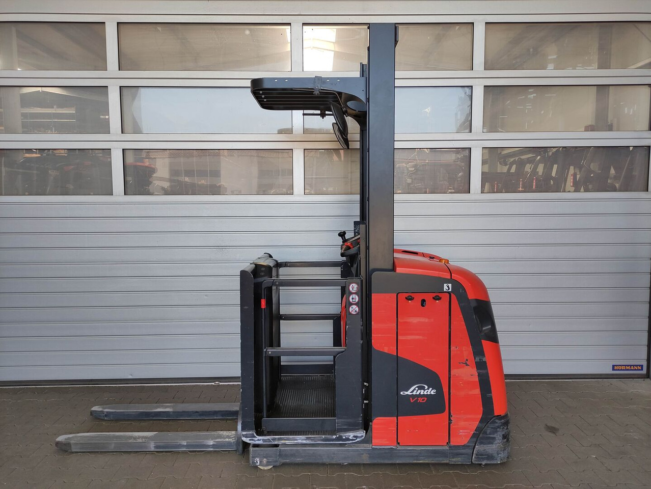 Linde V10-02 - Komplektētājs: foto 2 Linde V10-02 - Komplektētājs: foto 2