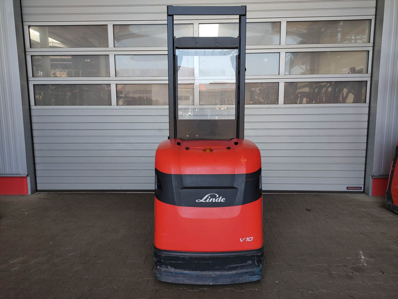 Linde V10-02 - Komplektētājs: foto 4 Linde V10-02 - Komplektētājs: foto 4