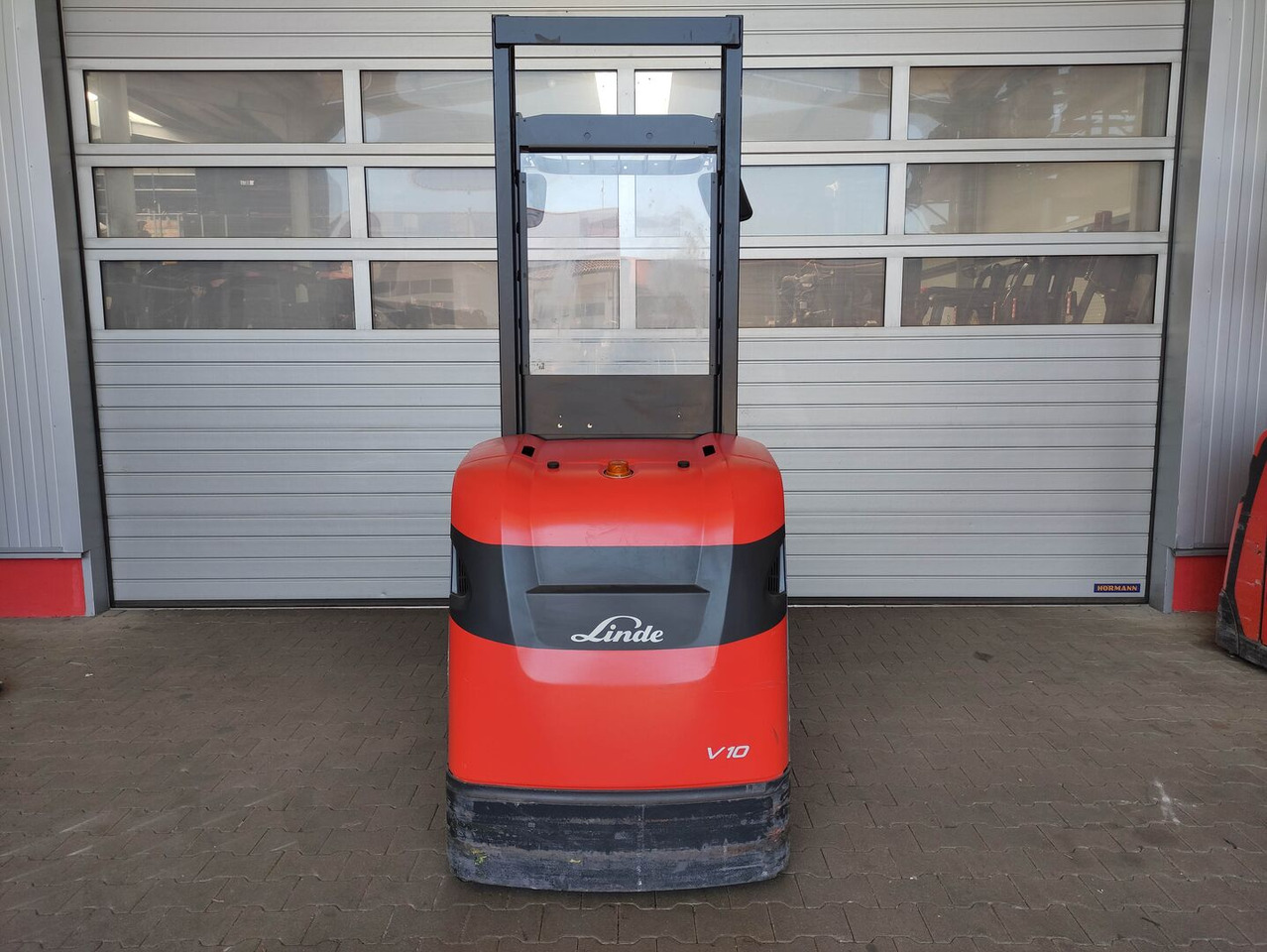 Linde V10-02 - Komplektētājs: foto 4 Linde V10-02 - Komplektētājs: foto 4