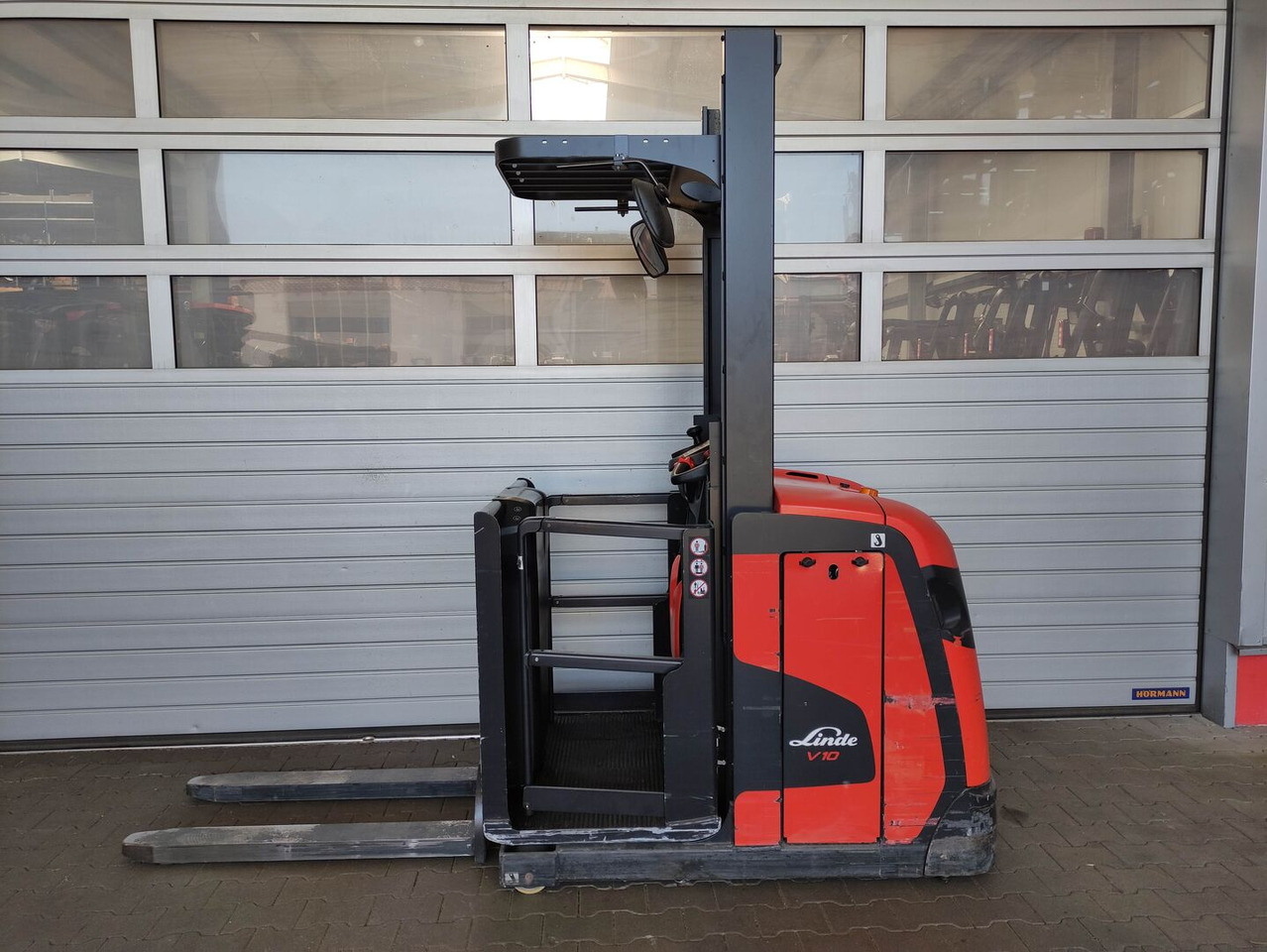 Linde V10-02 - Komplektētājs: foto 2 Linde V10-02 - Komplektētājs: foto 2