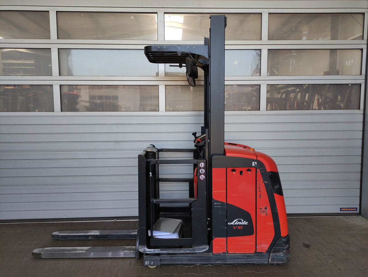 Linde V10-02 - Komplektētājs: foto 2 Linde V10-02 - Komplektētājs: foto 2