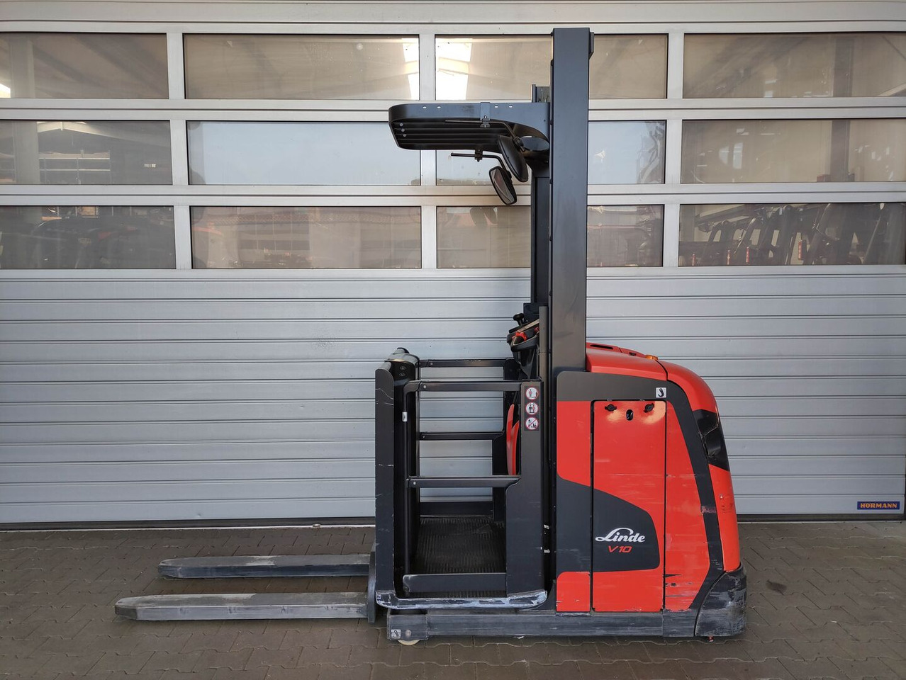 Linde V10-02 - Komplektētājs: foto 2 Linde V10-02 - Komplektētājs: foto 2