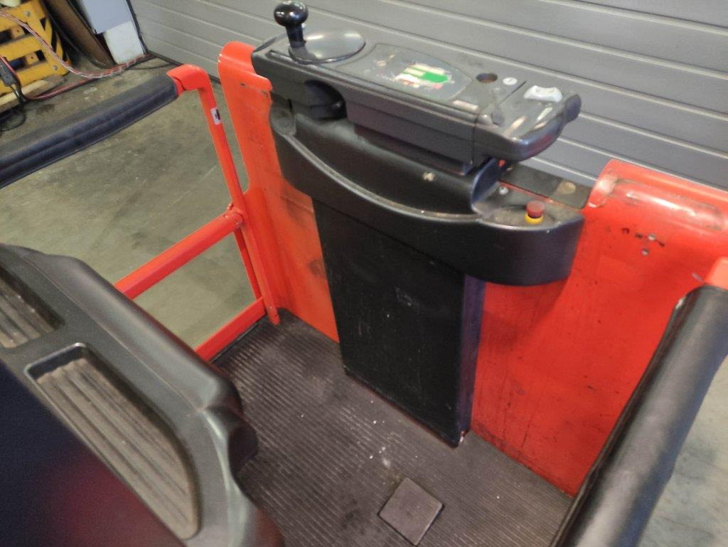 Linde V11 - Komplektētājs: foto 5 Linde V11 - Komplektētājs: foto 5