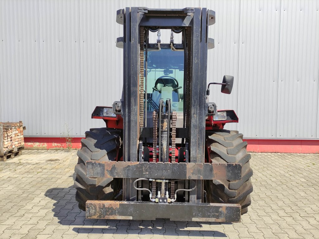 Manitou M50-4 - Bezceļu autokrāvējs: foto 3 Manitou M50-4 - Bezceļu autokrāvējs: foto 3