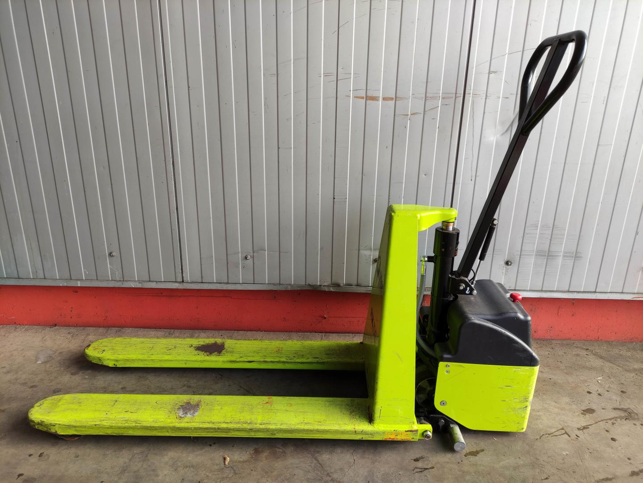 Pramac HX10E 540 - Rokas palešu ratiņi: foto 1 Pramac HX10E 540 - Rokas palešu ratiņi: foto 1