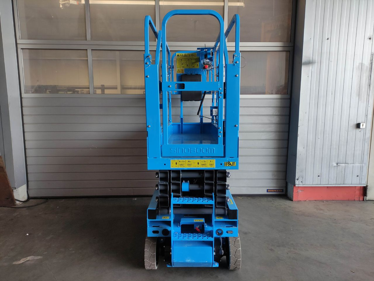 Sinoboom 1932ME/GTJZ0608ME *NEU* - Šķērveida pacēlājs: foto 4 Sinoboom 1932ME/GTJZ0608ME *NEU* - Šķērveida pacēlājs: foto 4