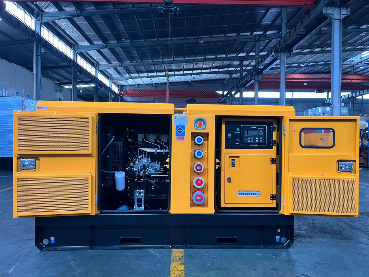 HELVETICA POWER HP030S1ASR 38KVA / 30KW Diesel Stromgenerator SuperSilent - Elektroģenerators: foto 5 HELVETICA POWER HP030S1ASR 38KVA / 30KW Diesel Stromgenerator SuperSilent - Elektroģenerators: foto 5
