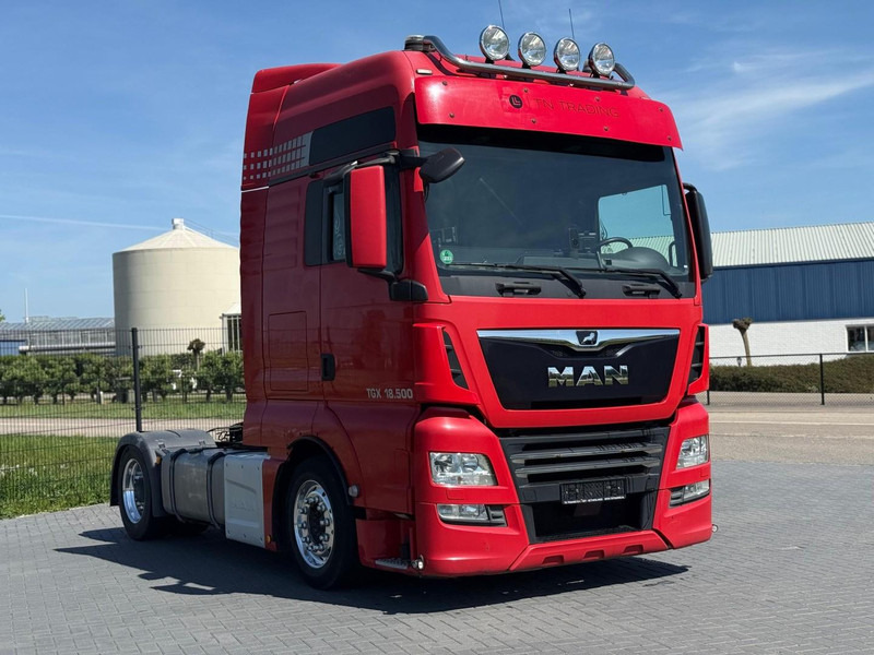 MAN 18.500 FULL AIR, ALCOA, TV, INVERTER, MICROWAVE, TOP. - Vilcējs: foto 1 MAN 18.500 FULL AIR, ALCOA, TV, INVERTER, MICROWAVE, TOP. - Vilcējs: foto 1