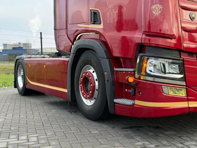 Scania R410 VOLLUCHT, 2 TANKS, LEER, ALCOA, SMART 2 TACHO, LEDER. - Vilcējs: foto 3 Scania R410 VOLLUCHT, 2 TANKS, LEER, ALCOA, SMART 2 TACHO, LEDER. - Vilcējs: foto 3