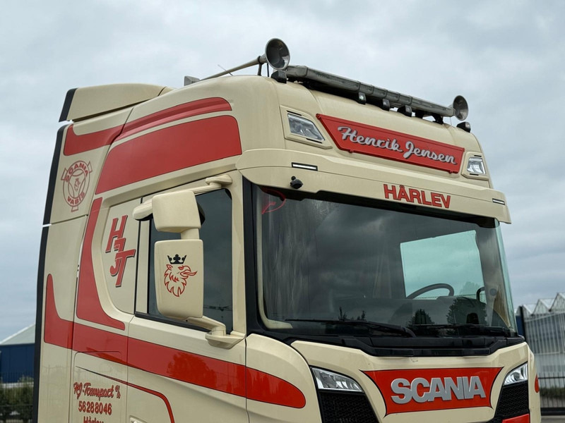 Scania R500 2.95 WB, VOLLUCHT, PTO VOORBEREID, LEER, INTERIEUR. - Vilcējs: foto 2 Scania R500 2.95 WB, VOLLUCHT, PTO VOORBEREID, LEER, INTERIEUR. - Vilcējs: foto 2