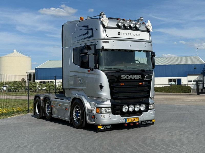Scania R520 V8 FULL AIR, STEERING PUSHER, SHOW TRUCK, TOP - Vilcējs: foto 1 Scania R520 V8 FULL AIR, STEERING PUSHER, SHOW TRUCK, TOP - Vilcējs: foto 1