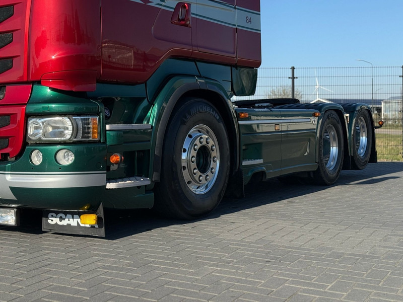 Scania R560 V8 SHOW TRUCK, INTERIOR, FULL AIR, LIKE NEW. - Vilcējs: foto 5 Scania R560 V8 SHOW TRUCK, INTERIOR, FULL AIR, LIKE NEW. - Vilcējs: foto 5