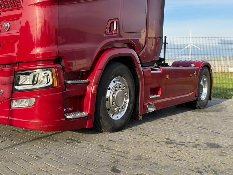 Scania R580 V8 NGS 2 TANKS, RETARDER, LEDER, ALU, VOLLUCHT, SMART V2, PARK COOL. - Vilcējs: foto 2 Scania R580 V8 NGS 2 TANKS, RETARDER, LEDER, ALU, VOLLUCHT, SMART V2, PARK COOL. - Vilcējs: foto 2