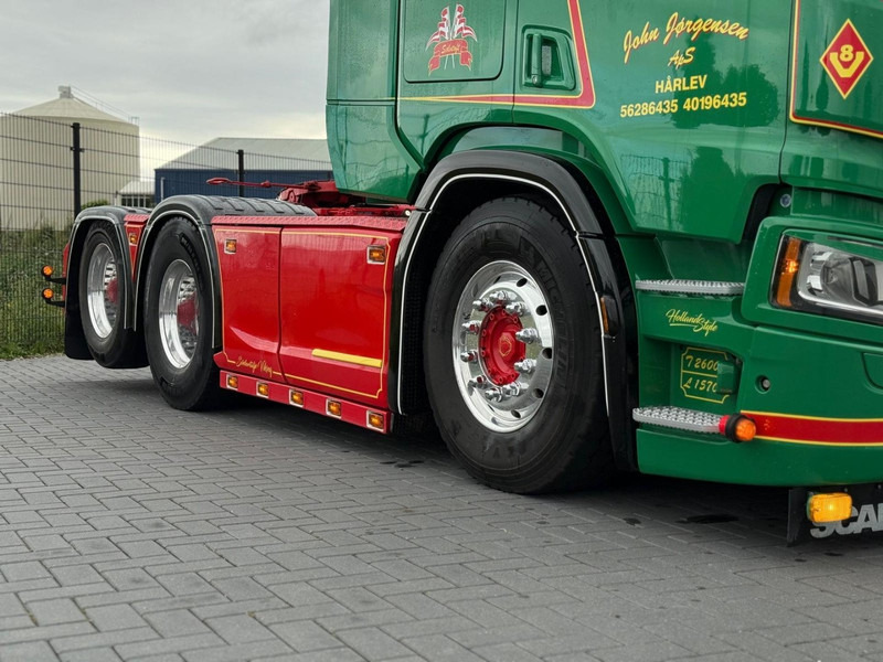 Scania R650 V8 SHOWTRUCK, VOLLUCHT, RETARDER, AUDIO, HYDRAULIEK, COMPLEET VOL. - Vilcējs: foto 3 Scania R650 V8 SHOWTRUCK, VOLLUCHT, RETARDER, AUDIO, HYDRAULIEK, COMPLEET VOL. - Vilcējs: foto 3