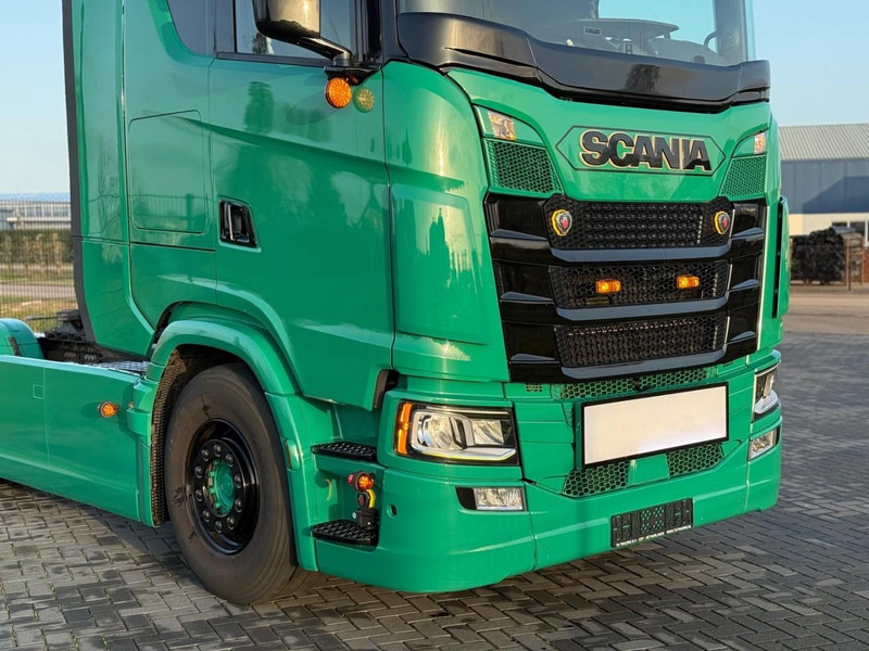 Scania S450 LEATHER, NEW CONDITION, RETARDER, LOW MILEAGE. - Vilcējs: foto 4 Scania S450 LEATHER, NEW CONDITION, RETARDER, LOW MILEAGE. - Vilcējs: foto 4