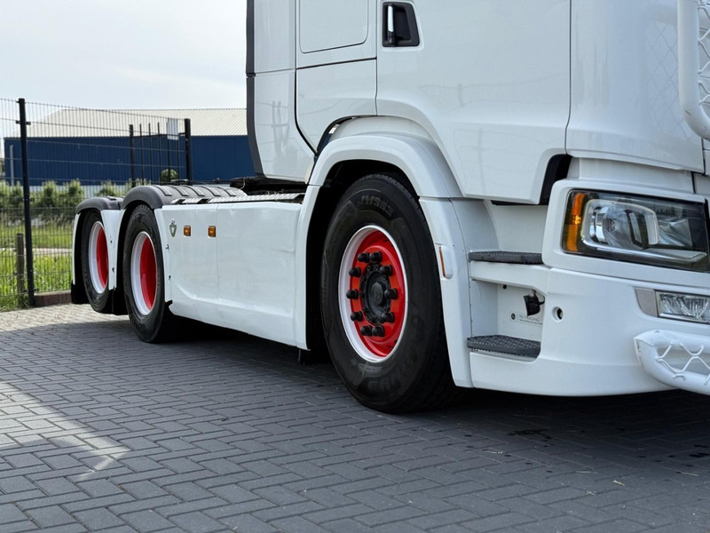 Scania S580 VOLLUCHT, PTO, LEER, RETARDER, TV, 3.15WB, BULLBAR. - Vilcējs: foto 2 Scania S580 VOLLUCHT, PTO, LEER, RETARDER, TV, 3.15WB, BULLBAR. - Vilcējs: foto 2