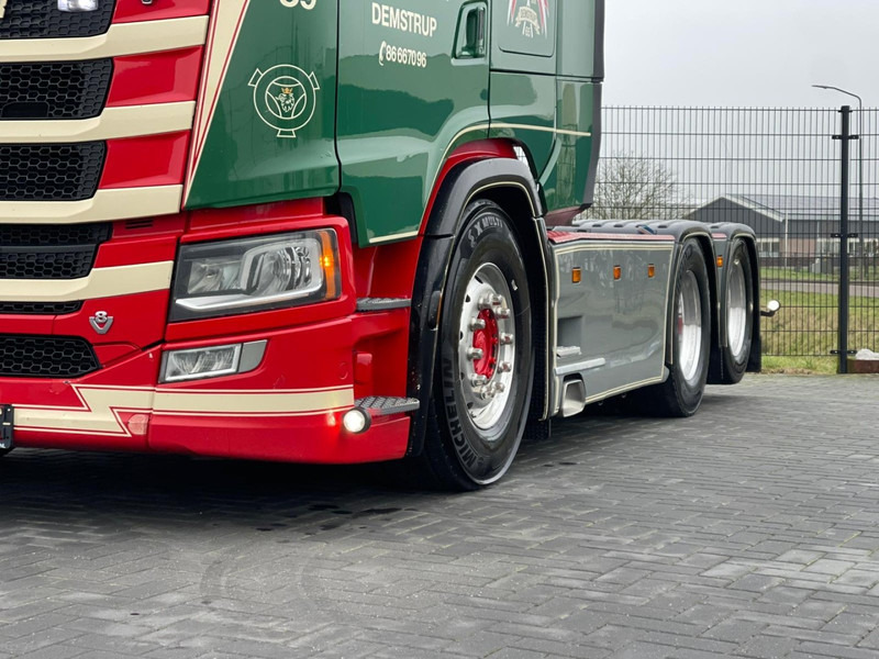 Scania S650 V8 NGS SHOW TRUCK, FULL AIR, RETARDER, PTO/HYDRAULIC! - Vilcējs: foto 5 Scania S650 V8 NGS SHOW TRUCK, FULL AIR, RETARDER, PTO/HYDRAULIC! - Vilcējs: foto 5