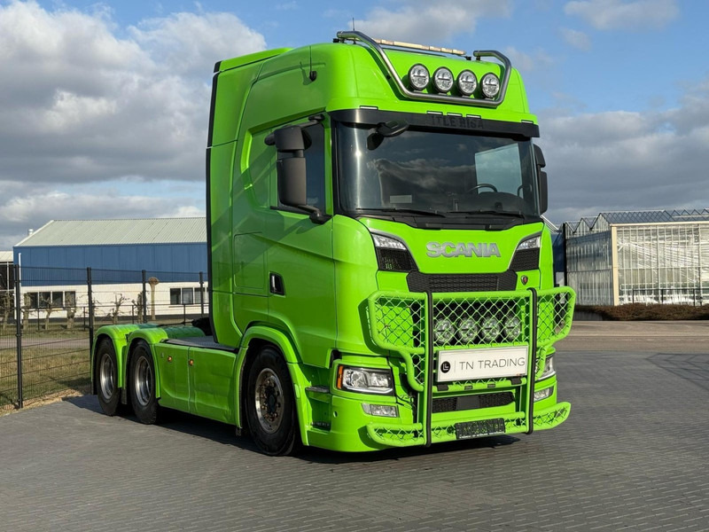 Scania S730 6X4, ADR, VOLLUCHT, RETARDER, LEDER. - Vilcējs: foto 1 Scania S730 6X4, ADR, VOLLUCHT, RETARDER, LEDER. - Vilcējs: foto 1