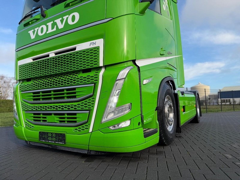 Volvo FH 13.460 VOLLUCHT, PTO/HYDRAULIEK, ALCOAS, VOLSPOILER, LED. - Vilcējs: foto 3 Volvo FH 13.460 VOLLUCHT, PTO/HYDRAULIEK, ALCOAS, VOLSPOILER, LED. - Vilcējs: foto 3