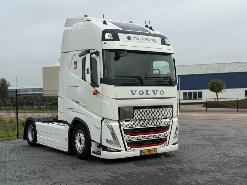 Volvo FH 13.460XL Turbocompound, leer, vollucht, 2 tanks, dubbel glas, vol spoiler. - Vilcējs: foto 1 Volvo FH 13.460XL Turbocompound, leer, vollucht, 2 tanks, dubbel glas, vol spoiler. - Vilcējs: foto 1