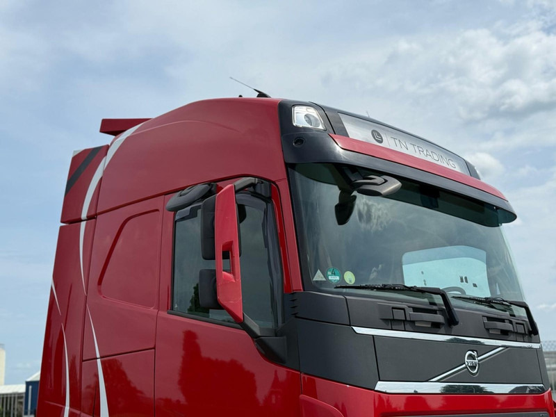 Volvo FH13.420 ADR, SMART TACHO 2, NL TRUCK, ALCOA, STEEL/AIR, PERFECT CONDITION, 2X TANK. - Vilcējs: foto 2 Volvo FH13.420 ADR, SMART TACHO 2, NL TRUCK, ALCOA, STEEL/AIR, PERFECT CONDITION, 2X TANK. - Vilcējs: foto 2