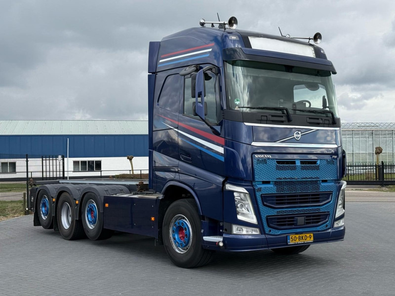 Volvo FH 13.500 DYNAMIC STEERING, DUAL CLUTCH, ACC, 3X CAMERA, ACC. - Konteineru vedējs/ Kravas automašīna ar noņemamā virsbūve: foto 1 Volvo FH 13.500 DYNAMIC STEERING, DUAL CLUTCH, ACC, 3X CAMERA, ACC. - Konteineru vedējs/ Kravas automašīna ar noņemamā virsbūve: foto 1