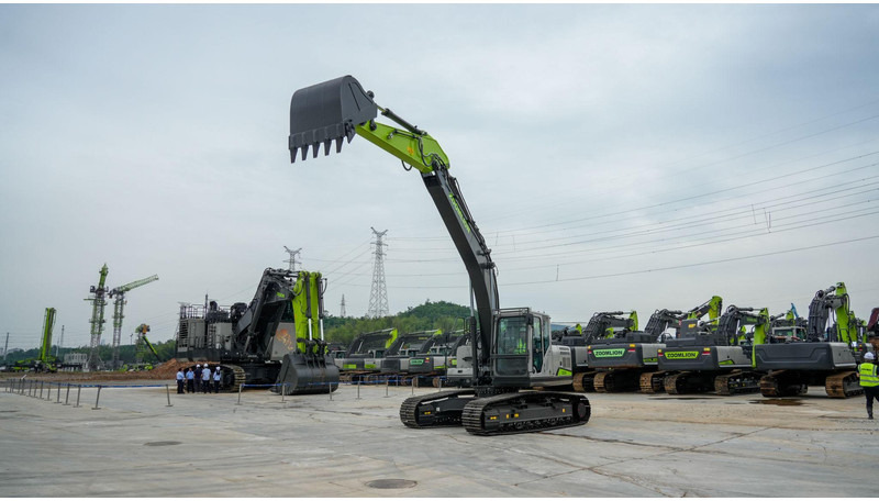 Zoomlion ZE225G *Unused TIER 3* - Kāpurķēžu ekskavators: foto 3 Zoomlion ZE225G *Unused TIER 3* - Kāpurķēžu ekskavators: foto 3