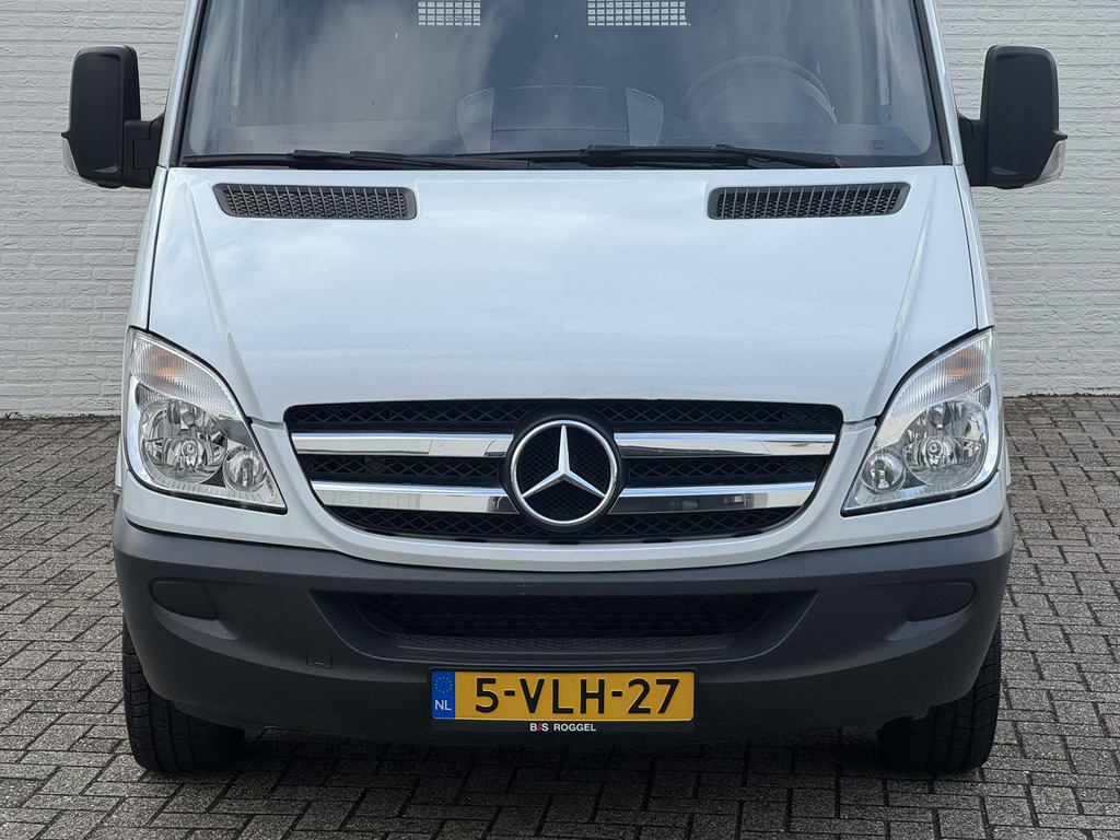 Mercedes-Benz Sprinter-213 2.2 CDI 366 DC 2x Schuifdeur Airco Imperiaal Treeplank Trekhaak 3 Zitplaatsen - Kravas mikroautobuss: foto 3 Mercedes-Benz Sprinter-213 2.2 CDI 366 DC 2x Schuifdeur Airco Imperiaal Treeplank Trekhaak 3 Zitplaatsen - Kravas mikroautobuss: foto 3