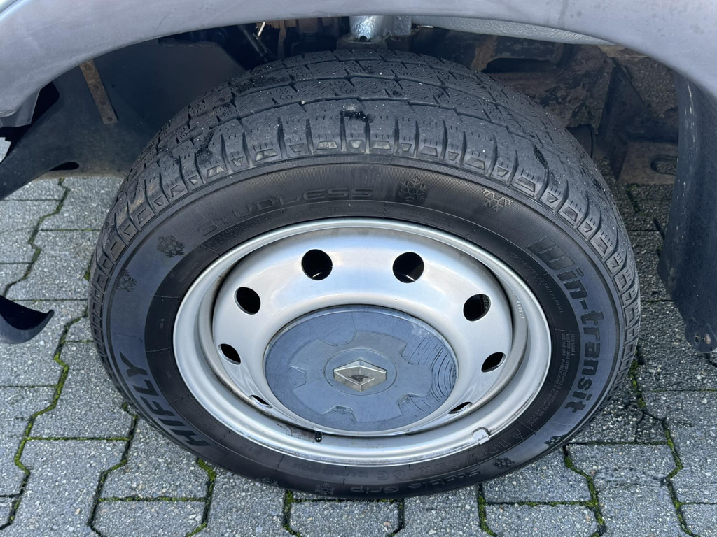 Renault Master-T28 2.5dCi L1H1 Dubbele cabine Trekhaak APK 05-2025 Loopt goed! - Kravas-pasažieru furgons: foto 3 Renault Master-T28 2.5dCi L1H1 Dubbele cabine Trekhaak APK 05-2025 Loopt goed! - Kravas-pasažieru furgons: foto 3