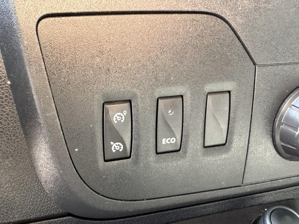 Furgons ar slēgtā virsbūve Renault Master-T35 2.3 dCi L3H2 Laadklep Airco Cruise Bluetooth Navigatie systeem: foto 20