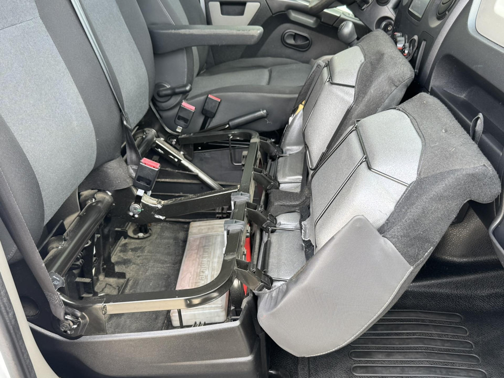 Furgons ar slēgtā virsbūve Renault Master-T35 2.3 dCi L3H2 Laadklep Airco Cruise Bluetooth Navigatie systeem: foto 17