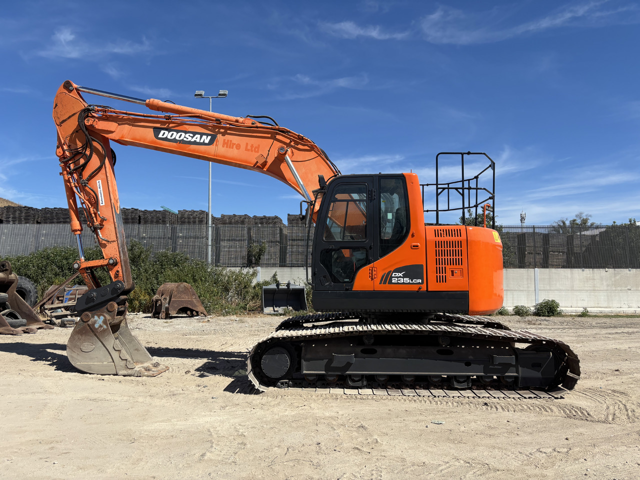DOOSAN DX235LCR - Kāpurķēžu ekskavators: foto 2 DOOSAN DX235LCR - Kāpurķēžu ekskavators: foto 2