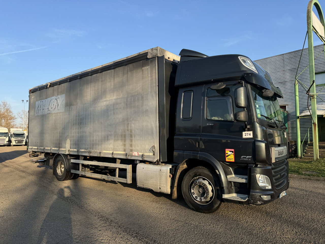 DAF Cf 330 - Kravas automašīna ar tentu: foto 2 DAF Cf 330 - Kravas automašīna ar tentu: foto 2