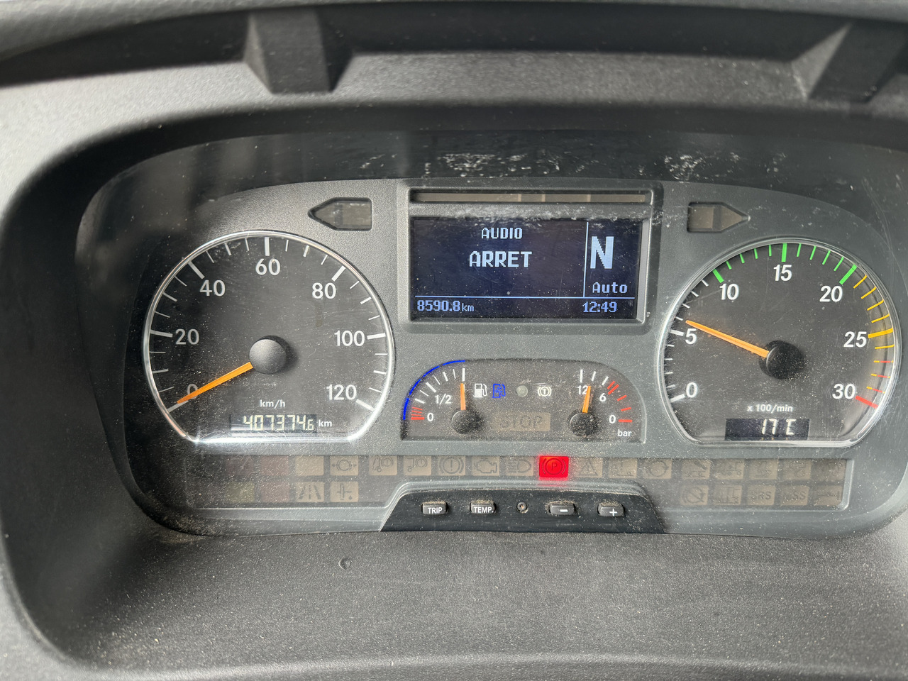 Kravas automašīna ar slēgto virsbūvi MERCEDES-BENZ ATEGO 1524: foto 6