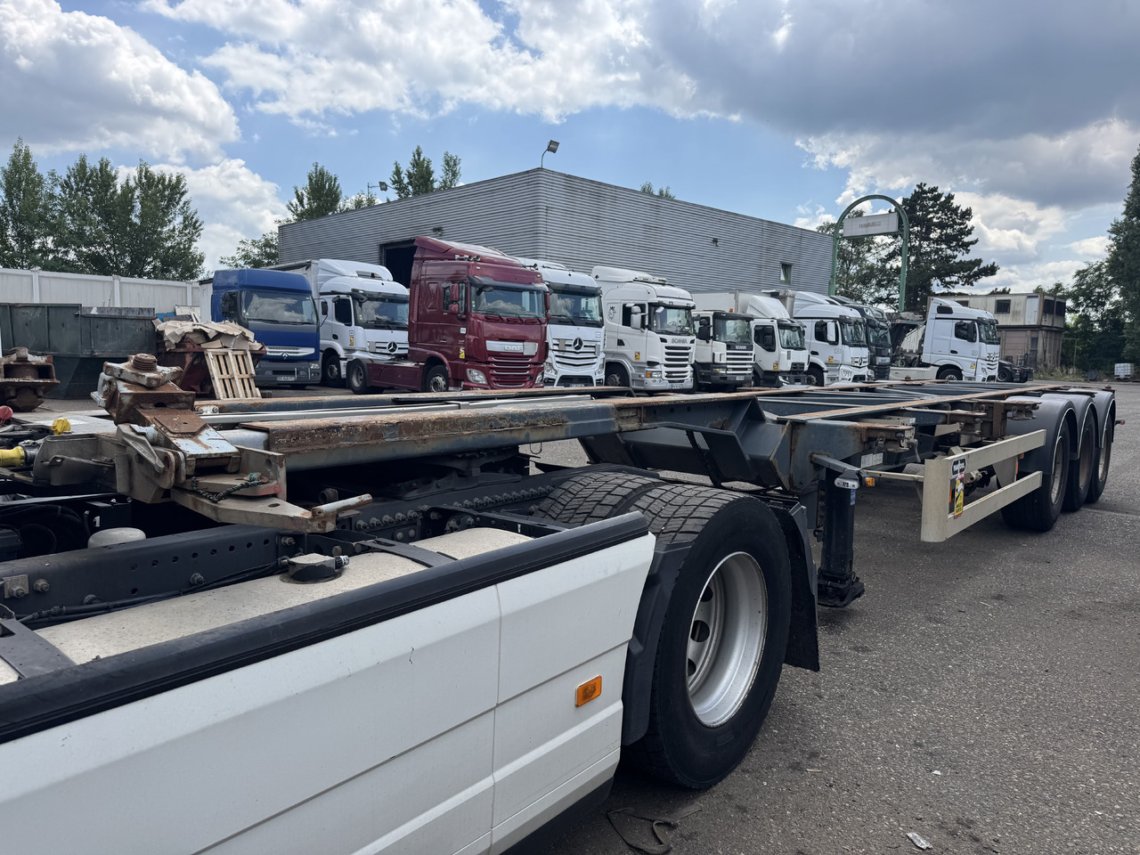 VAN HOOL Porte containers - Puspiekabe noņemamā virsbūve/ Konteineru vedējs: foto 4 VAN HOOL Porte containers - Puspiekabe noņemamā virsbūve/ Konteineru vedējs: foto 4