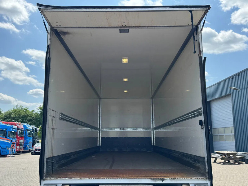 DAF CF 230 4x2 Gesloten Opbouw / Euro 6 / Laadklep / Apk! - Kravas automašīna ar slēgto virsbūvi: foto 5 DAF CF 230 4x2 Gesloten Opbouw / Euro 6 / Laadklep / Apk! - Kravas automašīna ar slēgto virsbūvi: foto 5