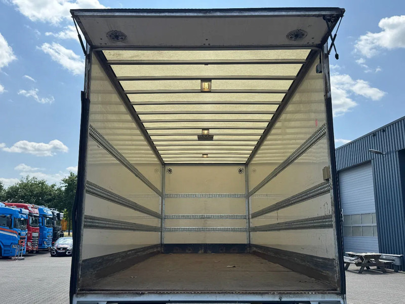 DAF CF 260 4x2 Gesloten Opbouw / Euro 6 / Laadklep / Apk! - Kravas automašīna ar slēgto virsbūvi: foto 5 DAF CF 260 4x2 Gesloten Opbouw / Euro 6 / Laadklep / Apk! - Kravas automašīna ar slēgto virsbūvi: foto 5