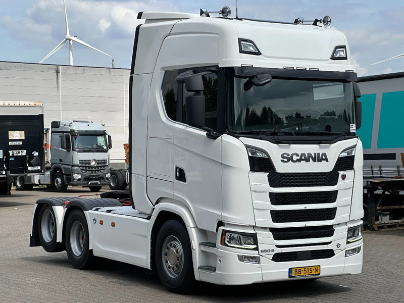 Scania S650 V8 6x2 Boogie / Retarder / 2 Tank / Full Air / Full Spoiler - Vilcējs: foto 2 Scania S650 V8 6x2 Boogie / Retarder / 2 Tank / Full Air / Full Spoiler - Vilcējs: foto 2