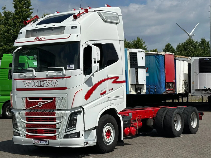 Volvo FH 16.750 6x4 Globe XL Chassis Retarder 4.30 Wb Full Air - Šasija kravas automašīna: foto 1 Volvo FH 16.750 6x4 Globe XL Chassis Retarder 4.30 Wb Full Air - Šasija kravas automašīna: foto 1